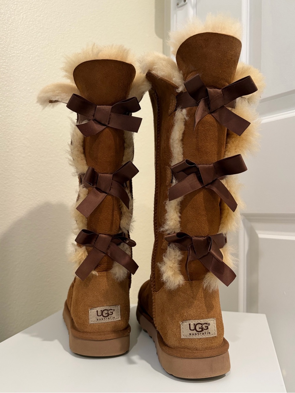 Discounted UGG Australia Women's Bailey Bow Tall ii US 9W